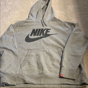 Nike Men's Gray Hoodie